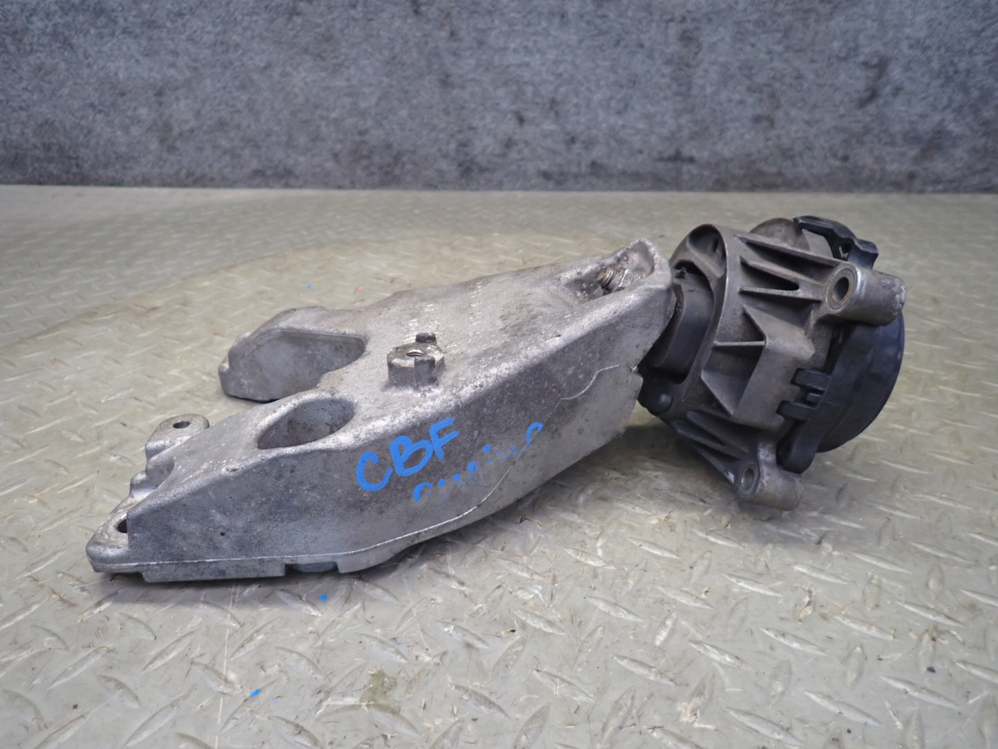 2014 BMW F32 435XI AWD N55 Set of 2 Engine Left & Right Motor Mount OEM