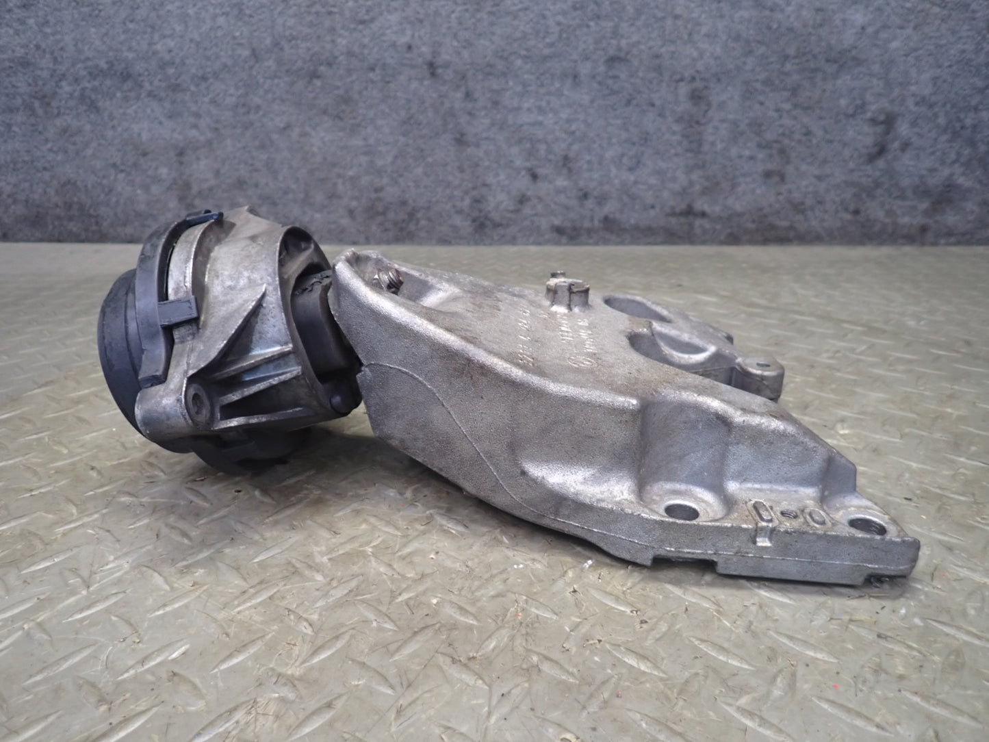 2014 BMW F32 435XI AWD N55 Set of 2 Engine Left & Right Motor Mount OEM