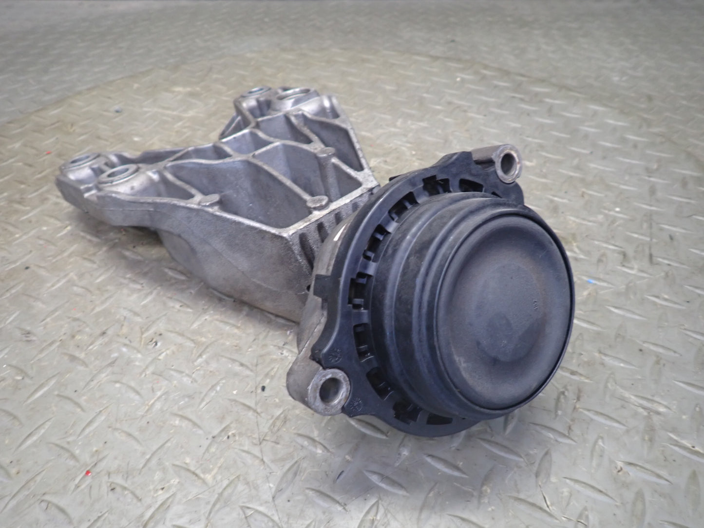 2014 BMW F32 435XI AWD N55 Set of 2 Engine Left & Right Motor Mount OEM