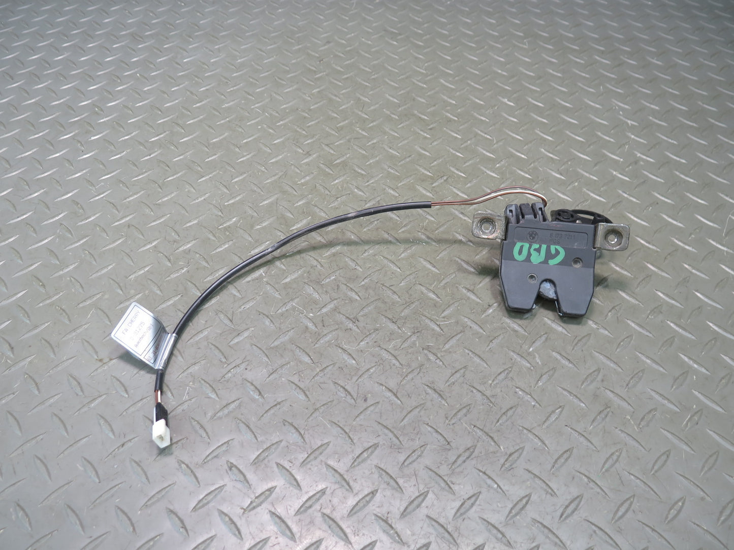 94-99 BMW E36 318iC Convertible Rear Trunk Lid Lock Latch Actuator 8173721 OEM