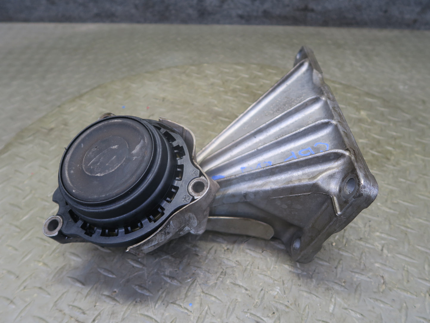 2014 BMW F32 435XI AWD N55 Set of 2 Engine Left & Right Motor Mount OEM