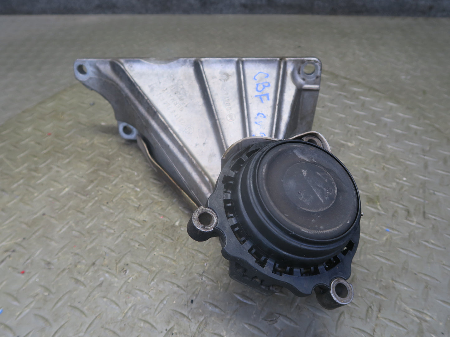 2014 BMW F32 435XI AWD N55 Set of 2 Engine Left & Right Motor Mount OEM