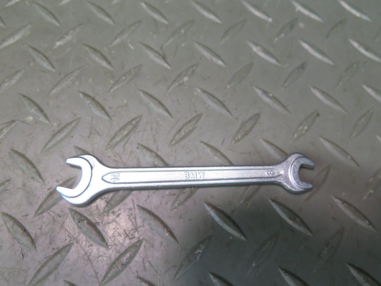 94-99 BMW E36 328iC Emergency Spare Tire Lift Jack Holder Wrench Tool KIT OEM