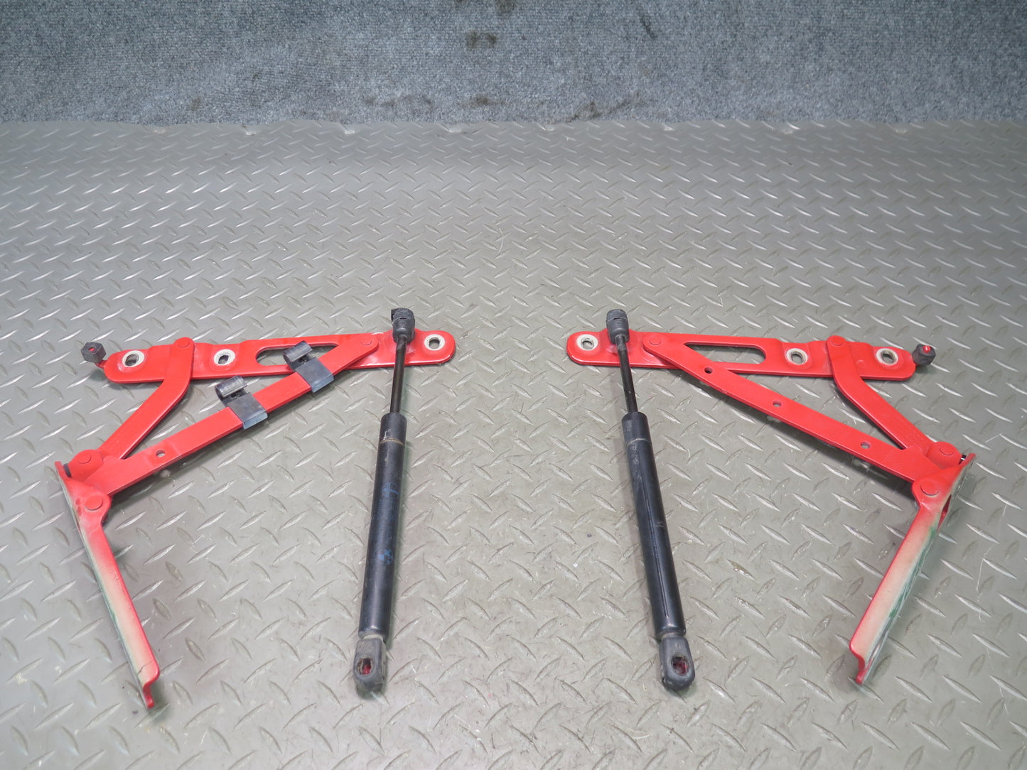 94-99 BMW E36 318iC Convertible Set of 2 Rear Trunk Lid Hinge w Support OEM