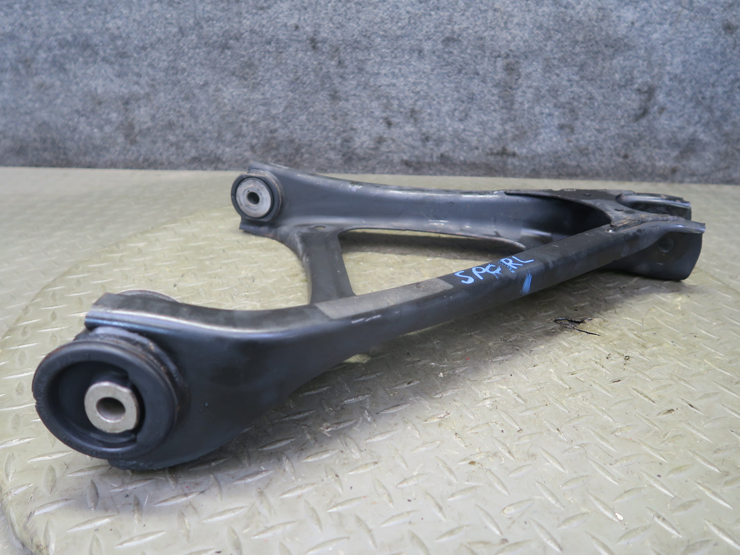 2011-2018 Porsche Cayenne 958 Rear Left Upper & Lower Control Arm Set of 4