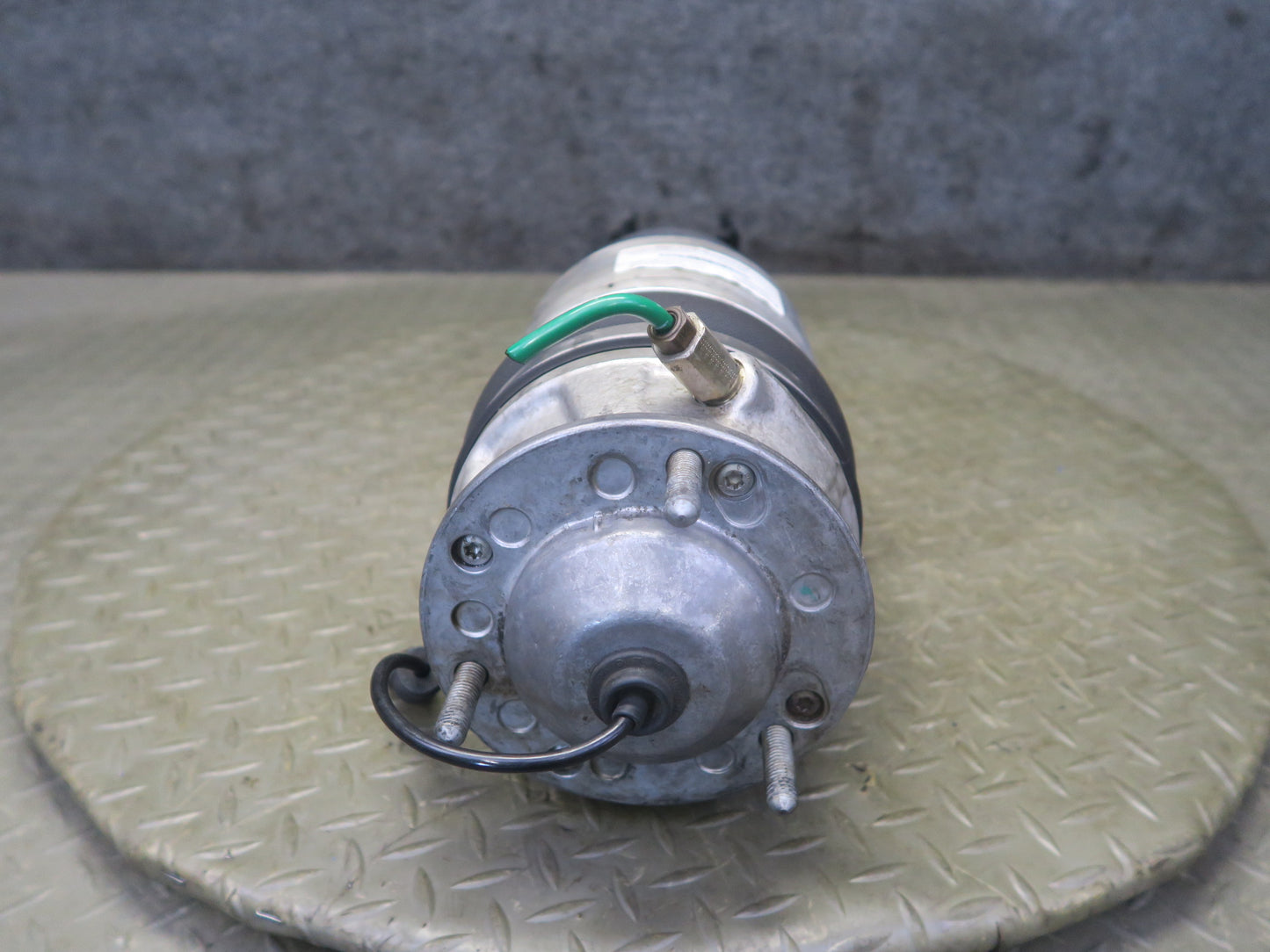 2011-2018 Porsche Cayenne 958 4.8 Turbo AWD Front Right Air Shock Strut Absorber