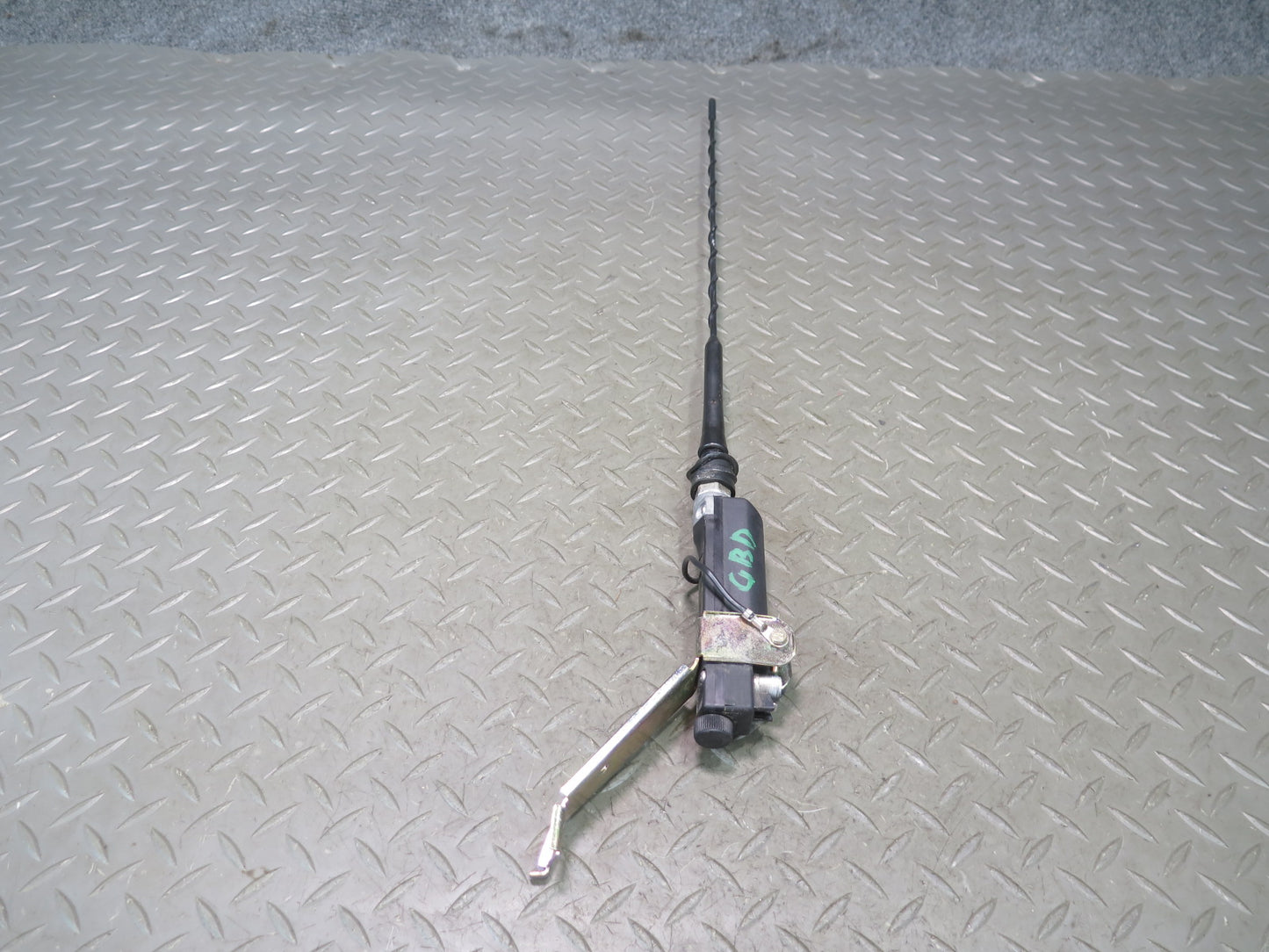 94-99 BMW E36 318iC Convertible Radio Antenna Assembly OEM