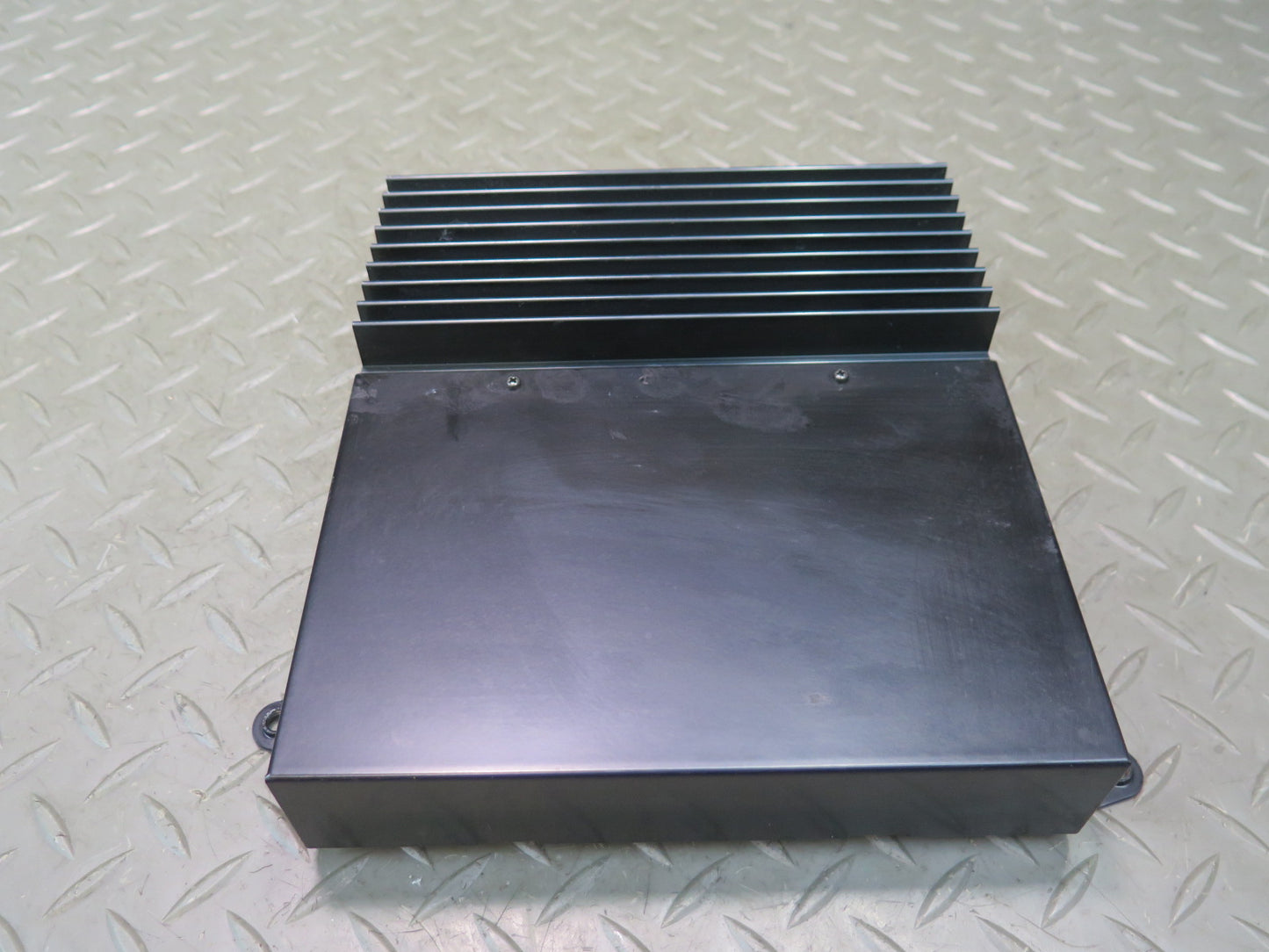 96-99 BMW E36 318iC Convertible Alpine Audio Amplifier AMP 8371023 OEM