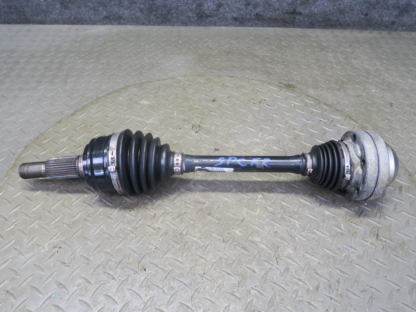 2011-2018 Porsche Cayenne 958 AWD Front Left or Right Suspension Axle Shaft