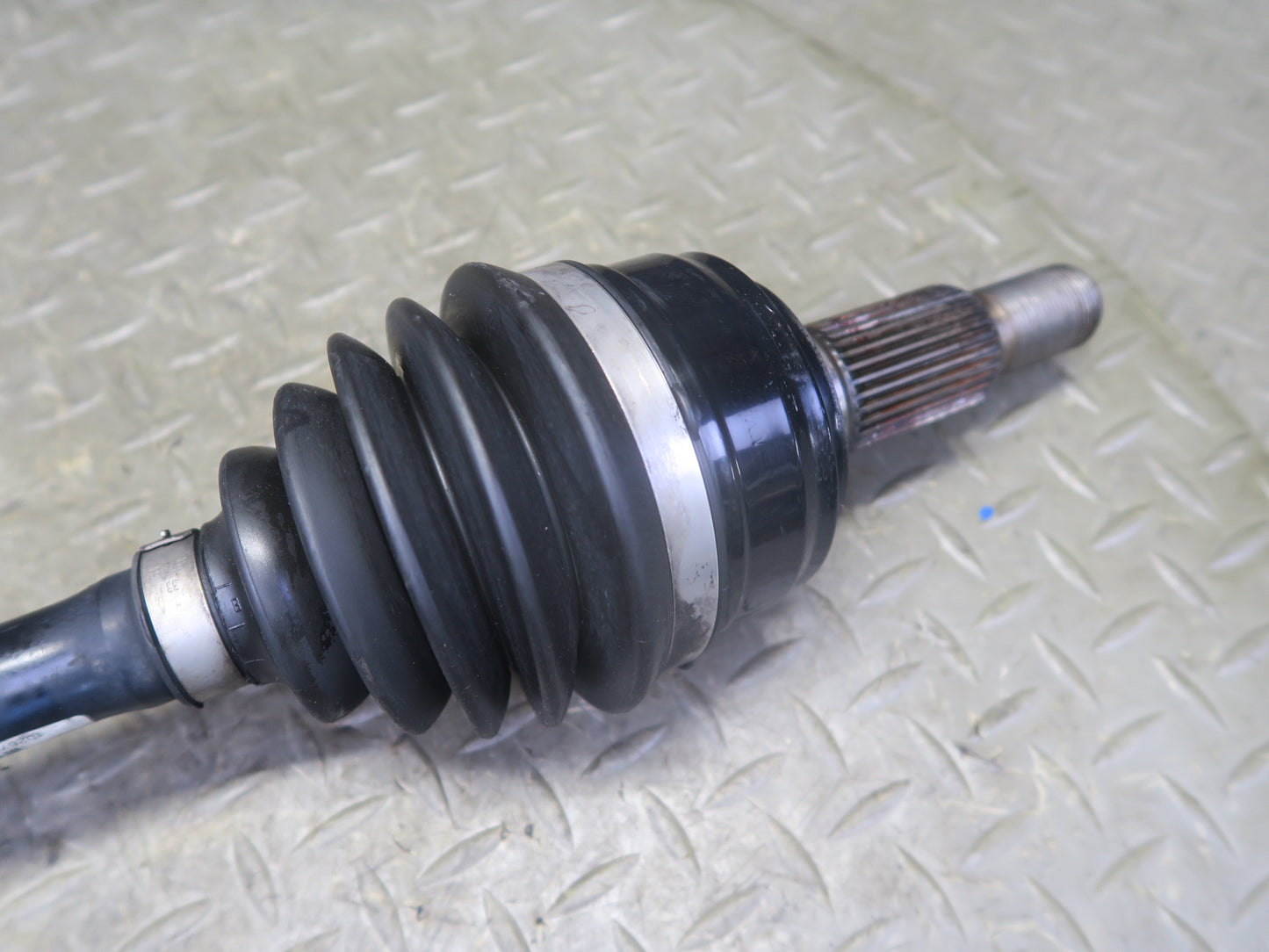 2011-2018 Porsche Cayenne 958 AWD Front Left or Right Suspension Axle Shaft