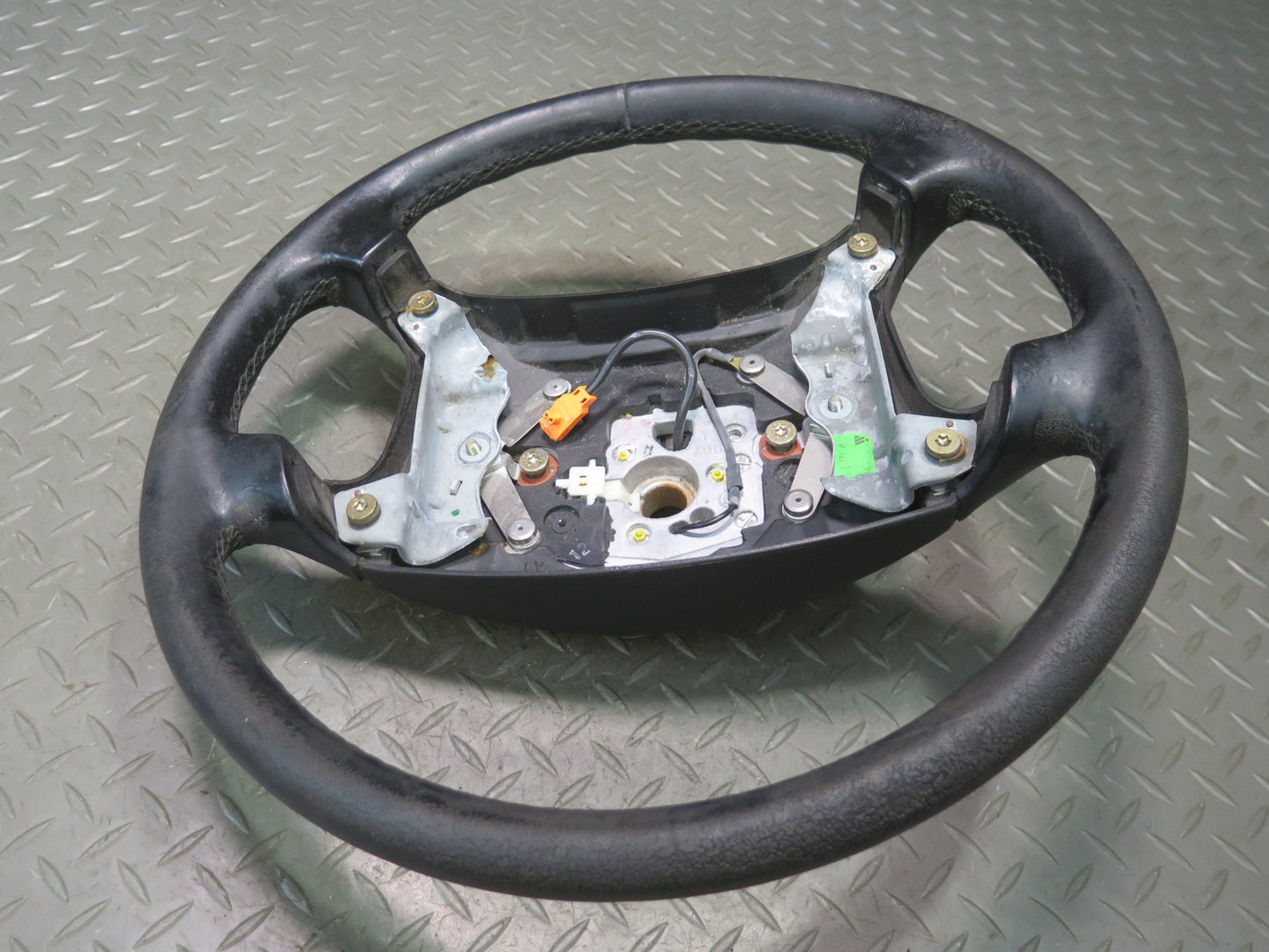 94-99 BMW E36 318i 318ti Leather Steering Wheel OEM