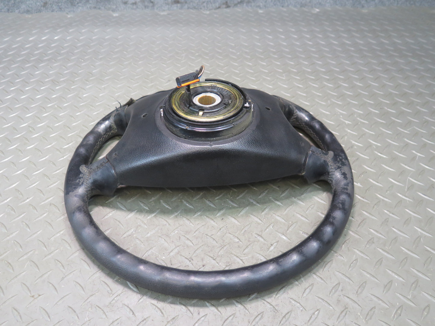 94-99 BMW E36 318i 318ti Leather Steering Wheel OEM