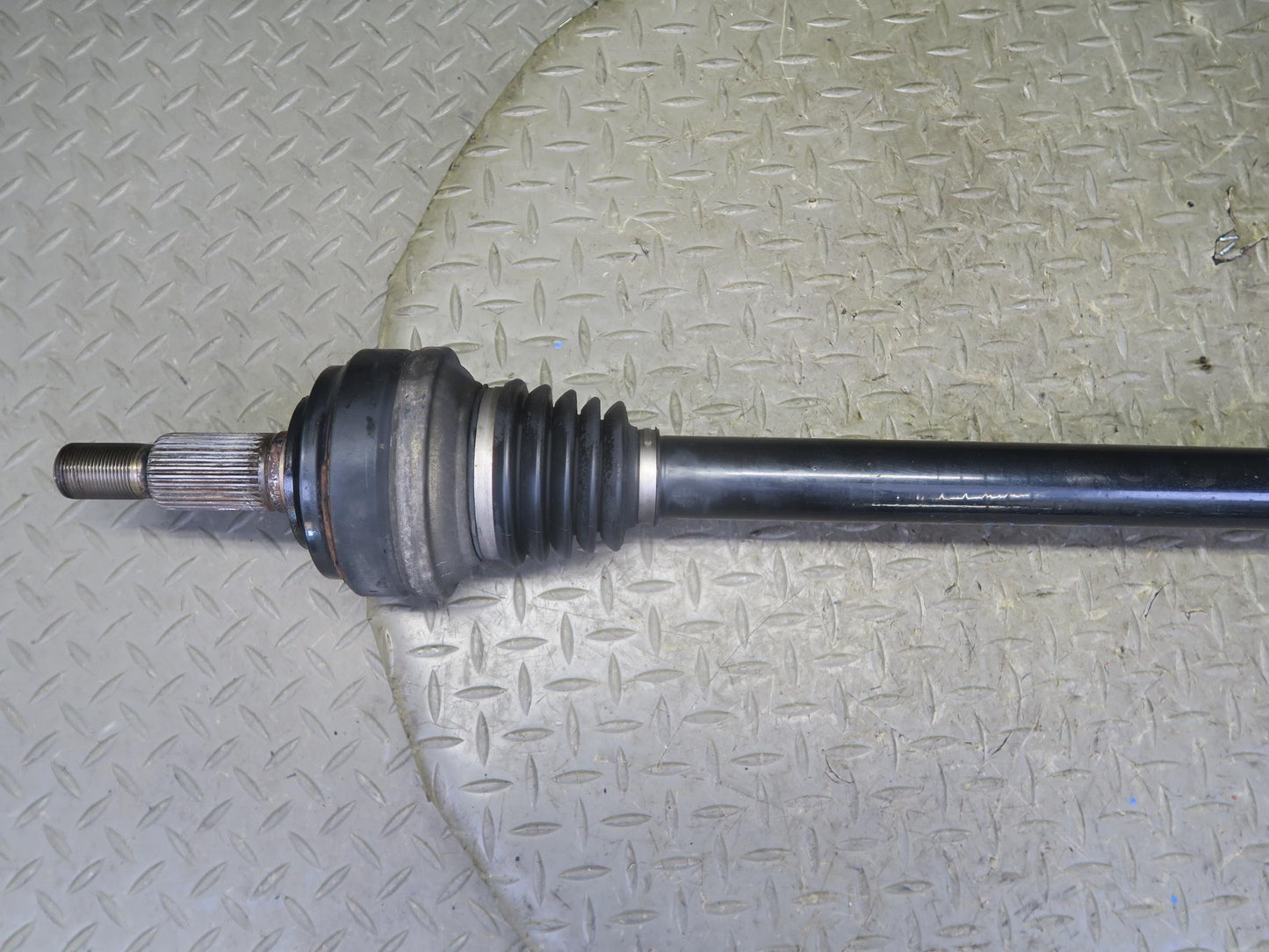 2011-2018 Porsche Cayenne 958 AWD Rear Left Suspension Axle Shaft 7P0501201E