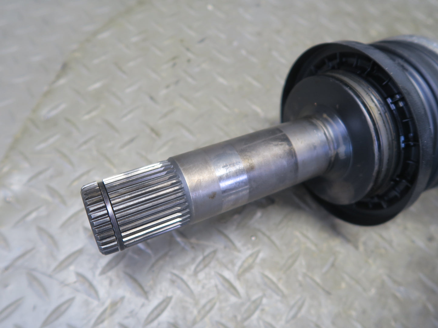 2011-2018 Porsche Cayenne 958 AWD Rear Left Suspension Axle Shaft 7P0501201E