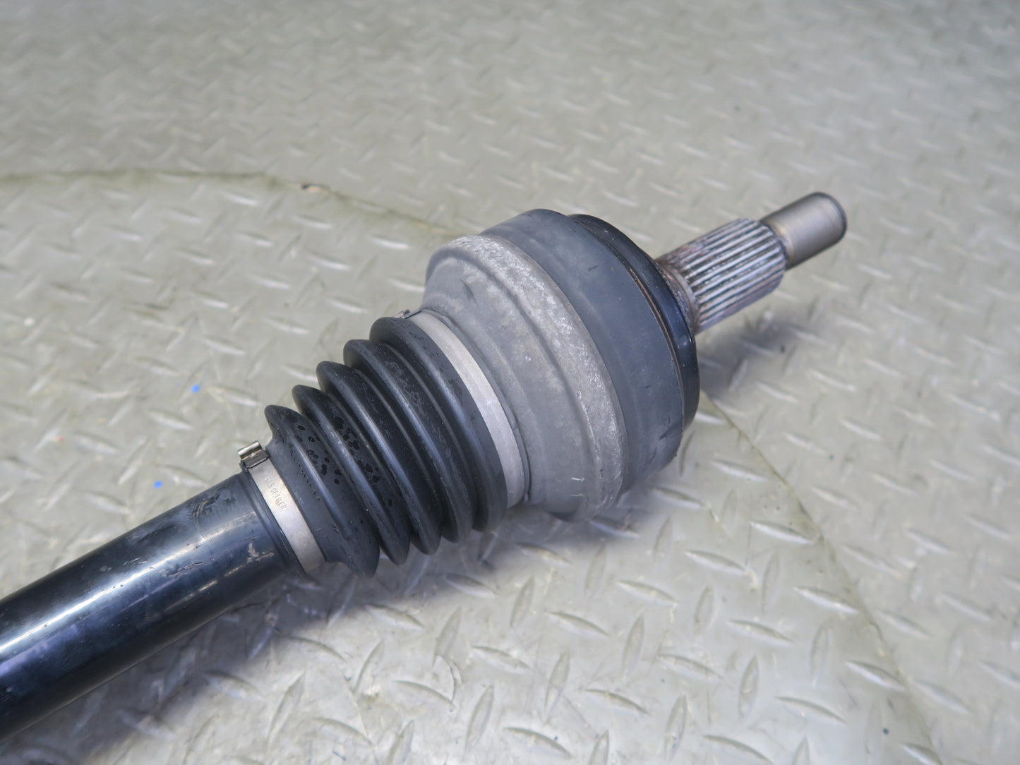 2011-2018 Porsche Cayenne 958 AWD Rear Left Suspension Axle Shaft 7P0501201E