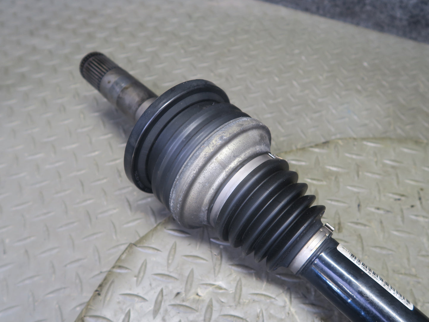2011-2018 Porsche Cayenne 958 AWD Rear Left Suspension Axle Shaft 7P0501201E
