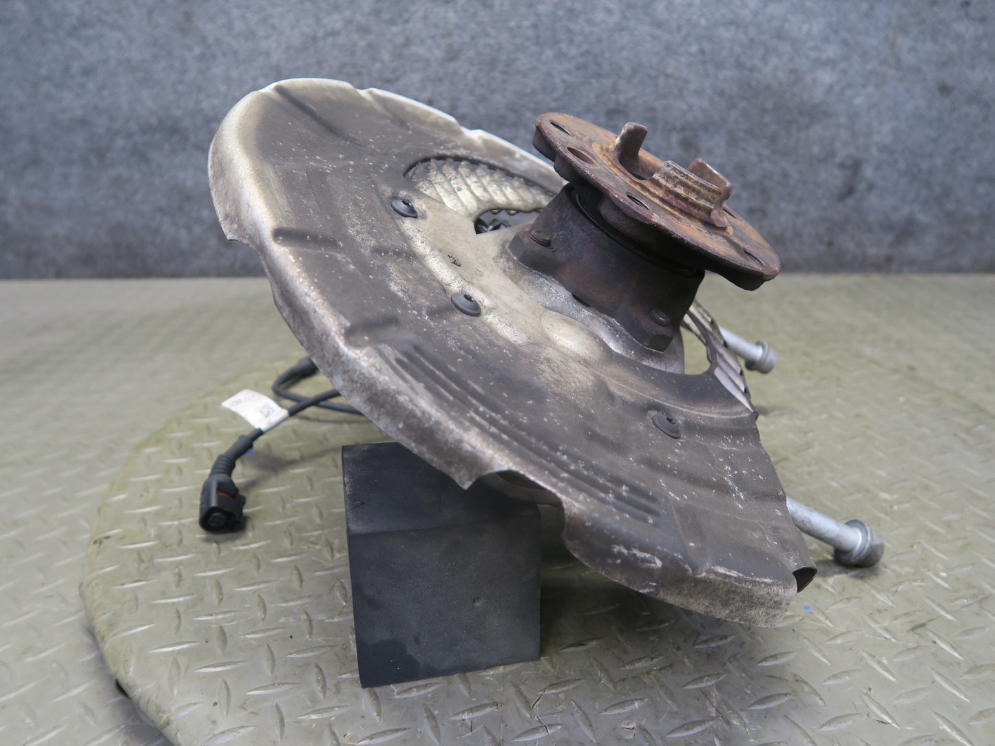 2011-2018 Porsche Cayenne 958 AWD Front Right Spindle Knuckle Wheel Hub Bearing