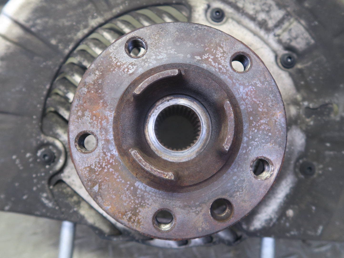 2011-2018 Porsche Cayenne 958 AWD Front Left Spindle Knuckle Wheel Hub Bearing