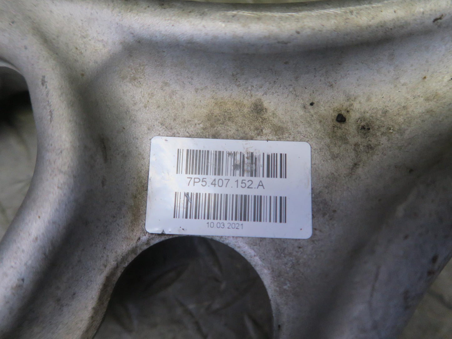 2011-2018 Porsche Cayenne 958 Front Right Upper & Lower Control Arm Set