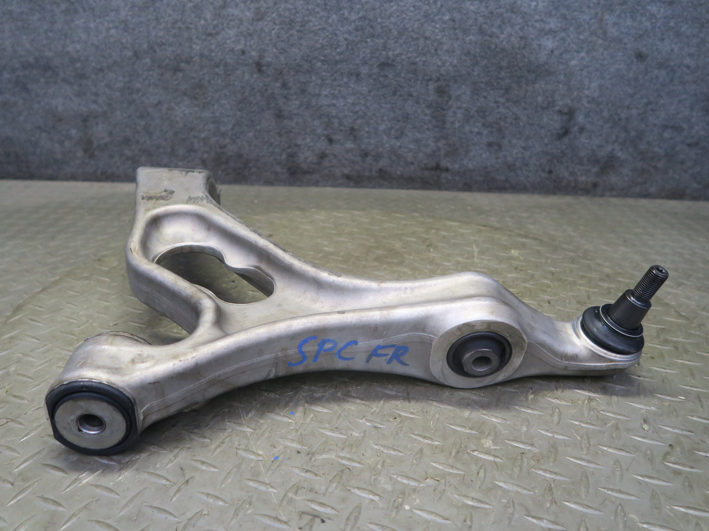 2011-2018 Porsche Cayenne 958 Front Right Upper & Lower Control Arm Set