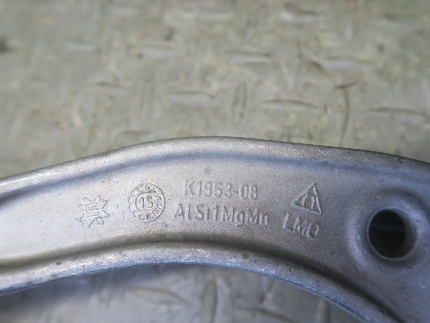 2011-2018 Porsche Cayenne 958 Front Right Upper & Lower Control Arm Set