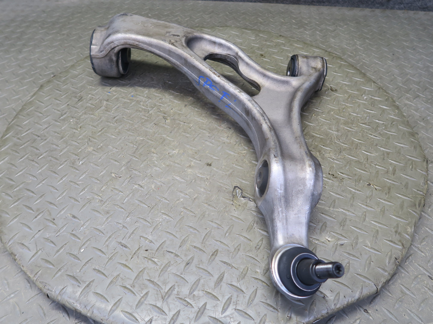 2011-2018 Porsche Cayenne 958 Front Left Upper & Lower Control Arm Set