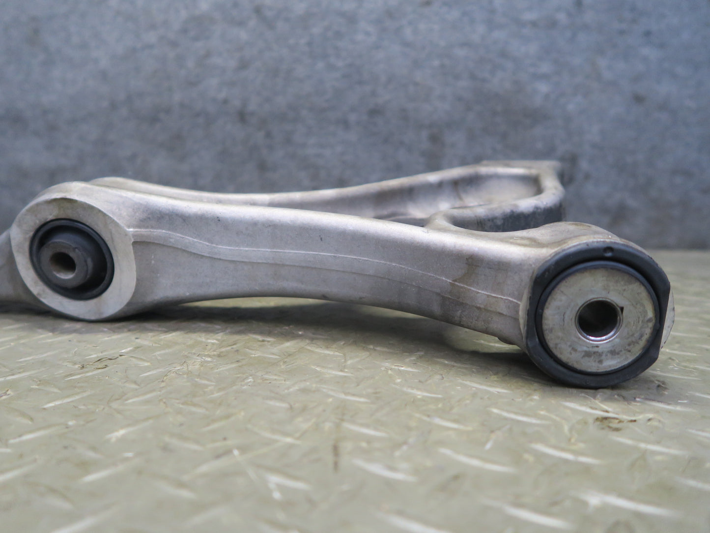 2011-2018 Porsche Cayenne 958 Front Left Upper & Lower Control Arm Set