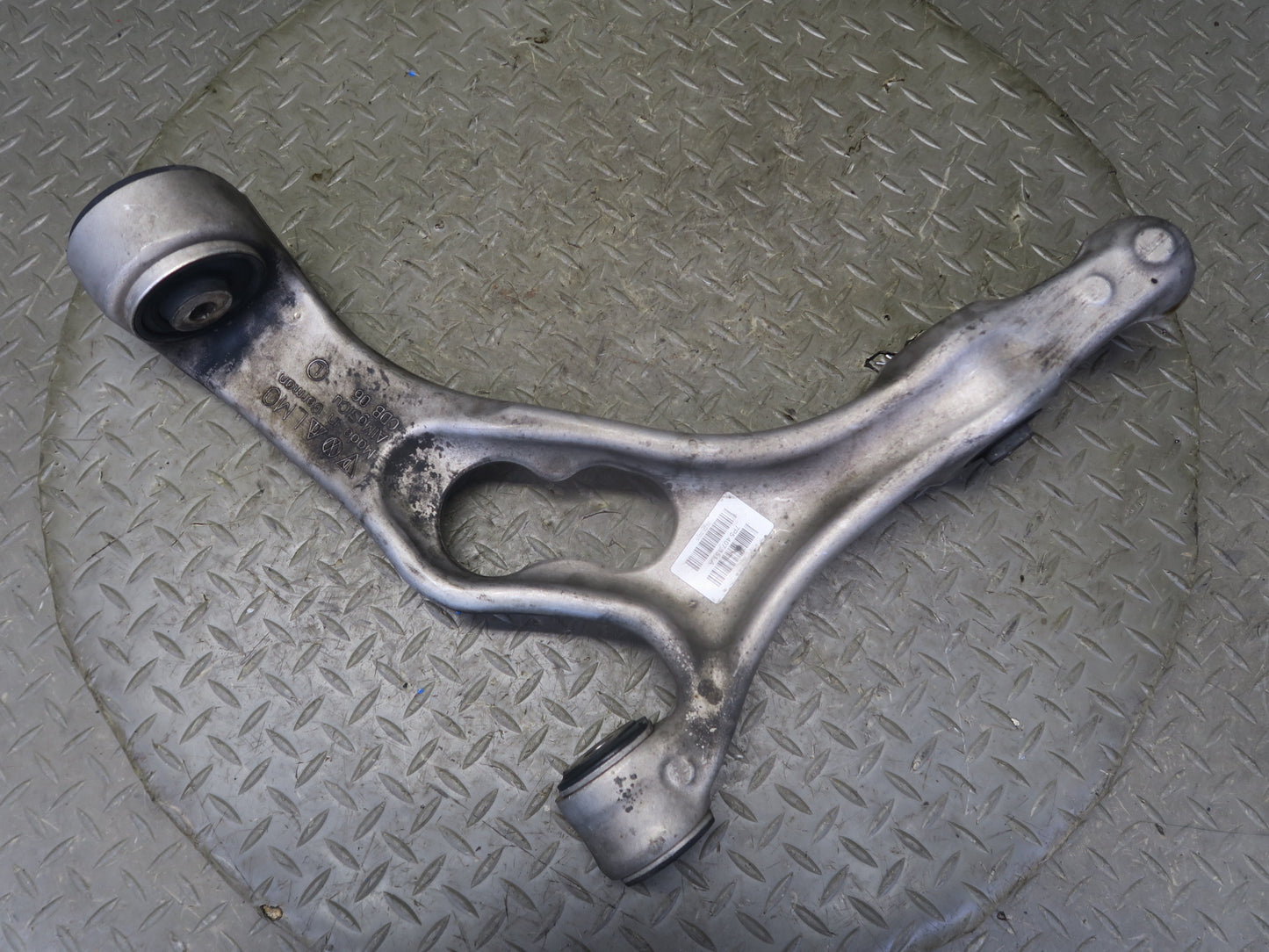 2011-2018 Porsche Cayenne 958 Front Left Upper & Lower Control Arm Set