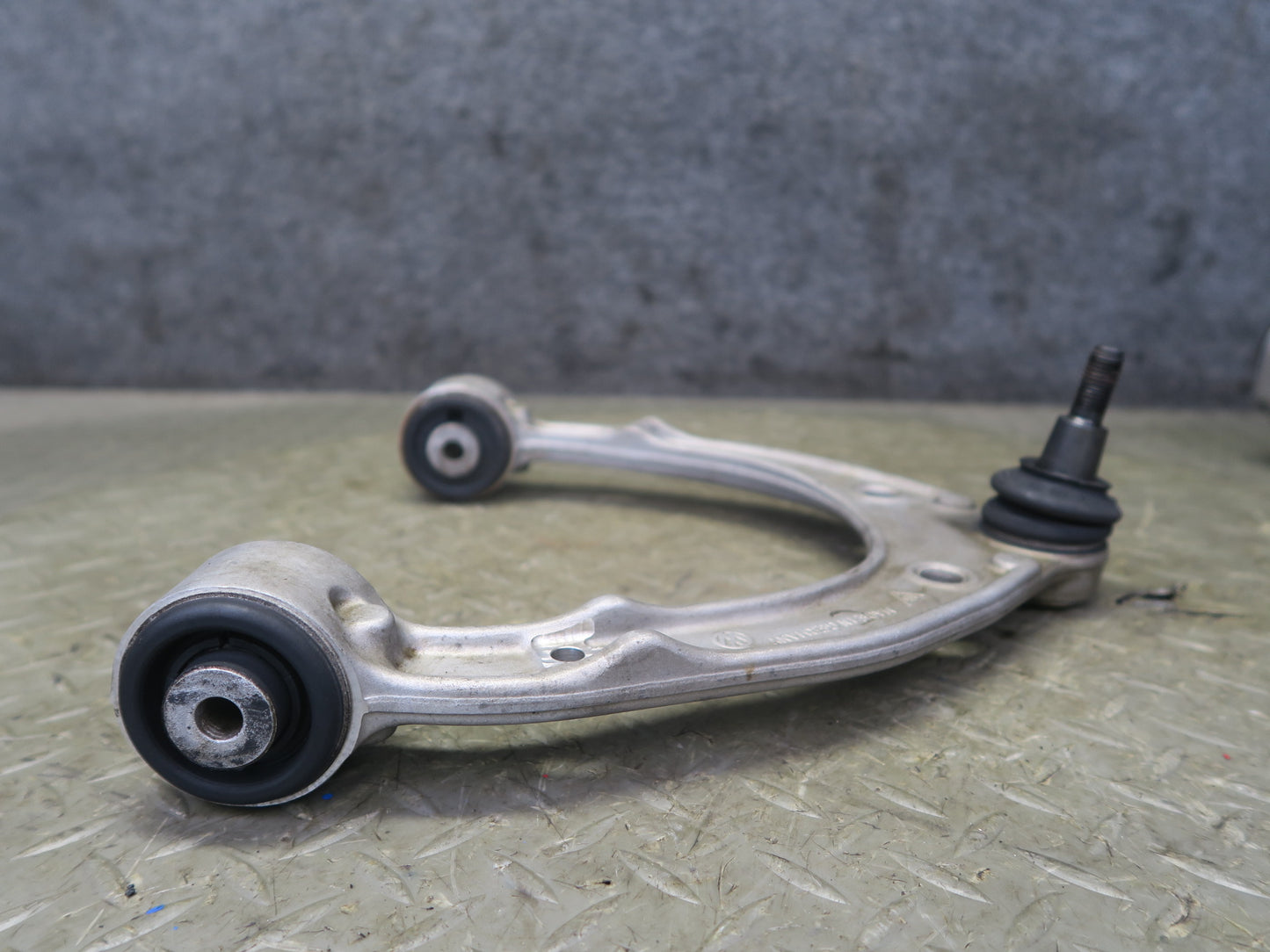 2011-2018 Porsche Cayenne 958 Front Left Upper & Lower Control Arm Set