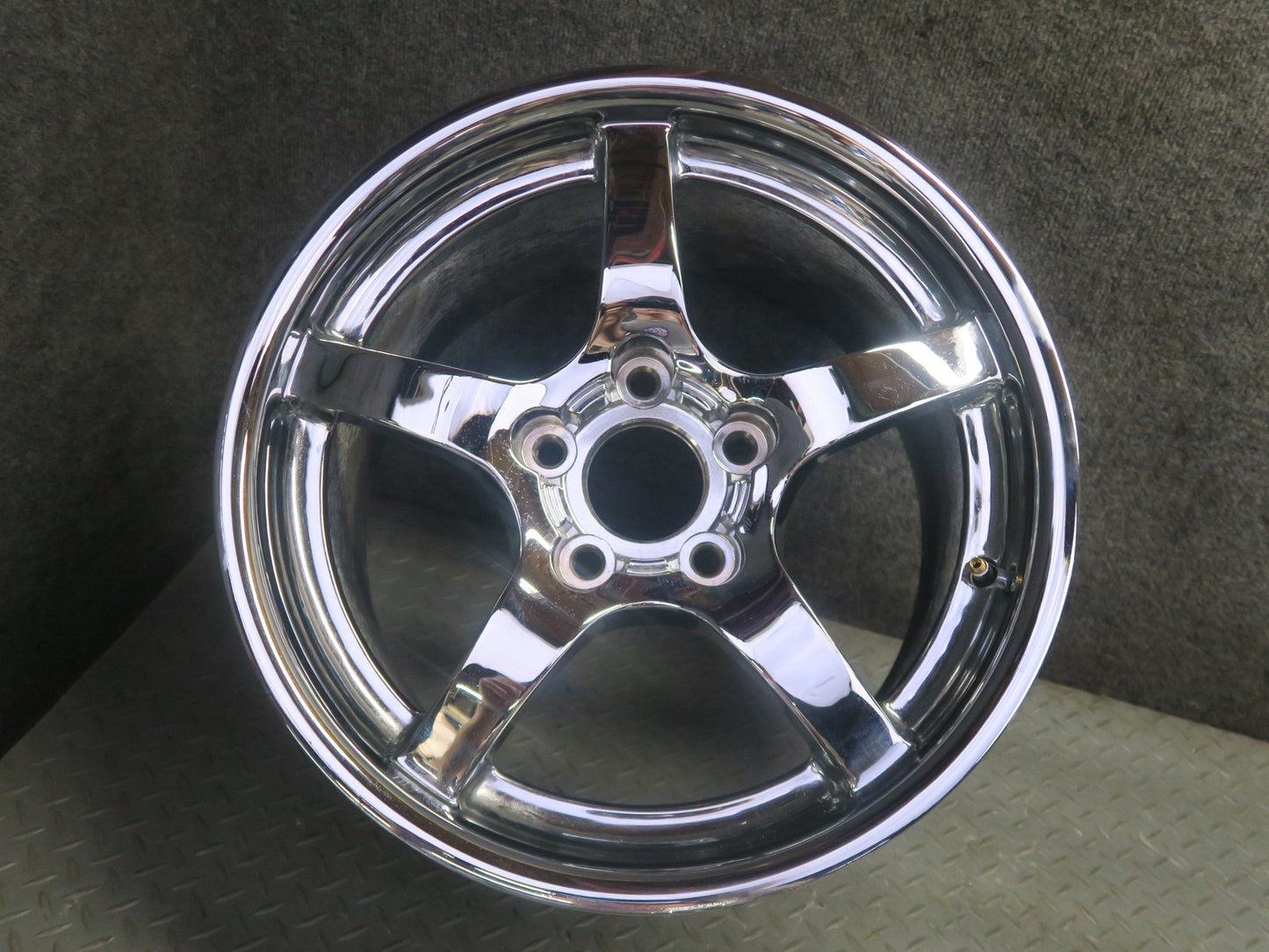 00-04 Chevrolet Corvette C5 Set of 4 R17" Wheel Rim 17x9.5J ET54 Aftermarket