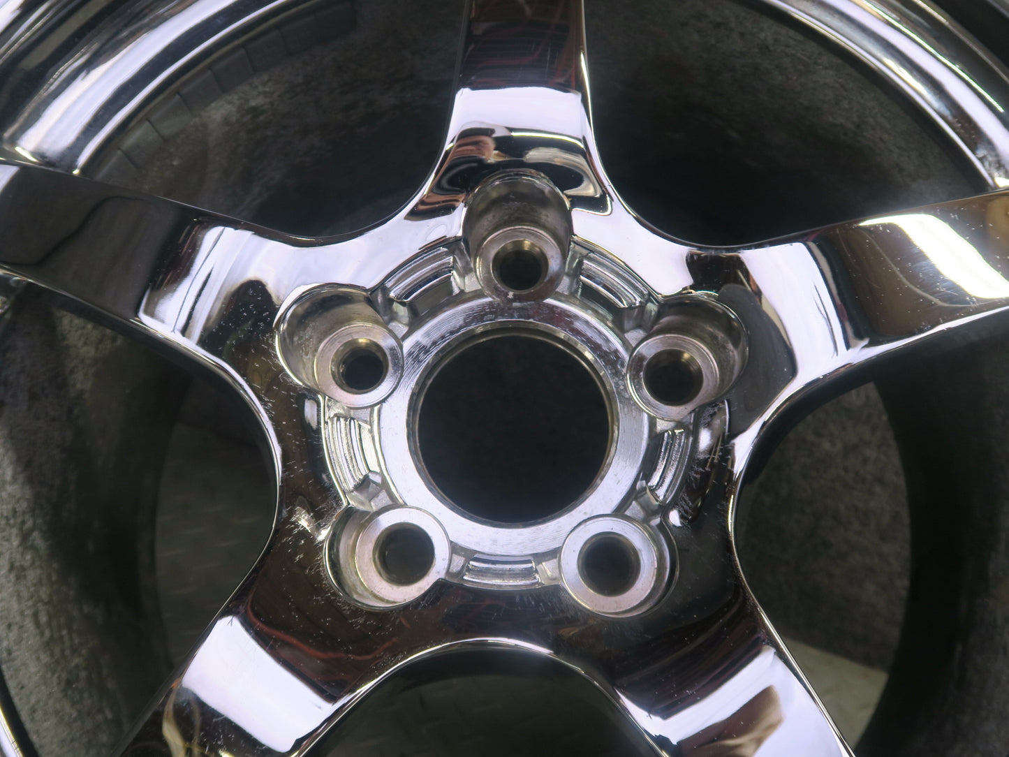 00-04 Chevrolet Corvette C5 Set of 4 R17" Wheel Rim 17x9.5J ET54 Aftermarket