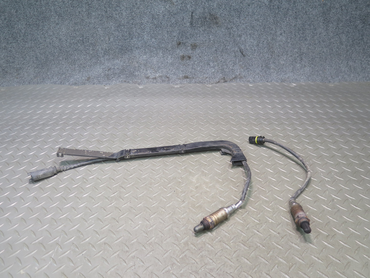 1997 BMW E36 318iC Set of 2 Oxygen O2 Lambda Sensor OEM