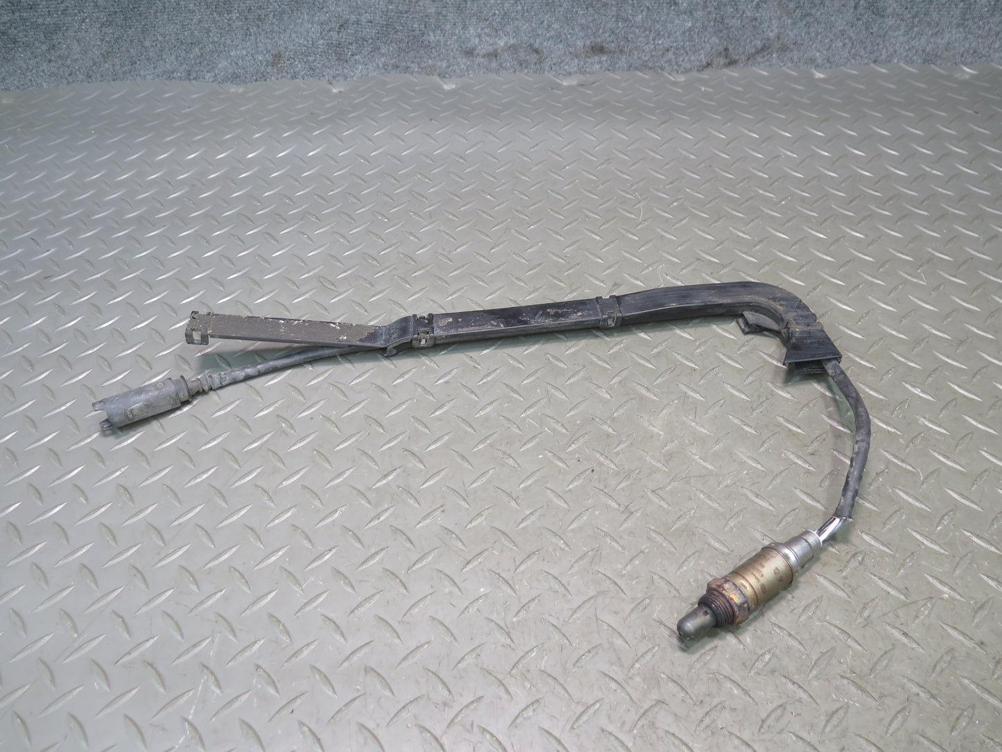 1997 BMW E36 318iC Set of 2 Oxygen O2 Lambda Sensor OEM