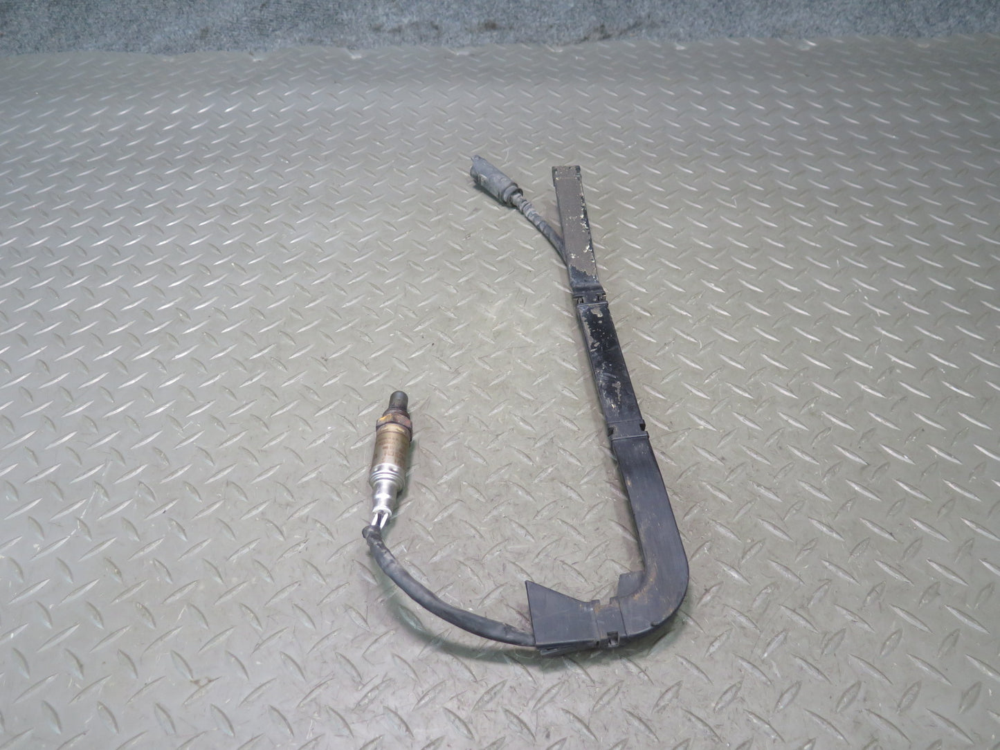 1997 BMW E36 318iC Set of 2 Oxygen O2 Lambda Sensor OEM