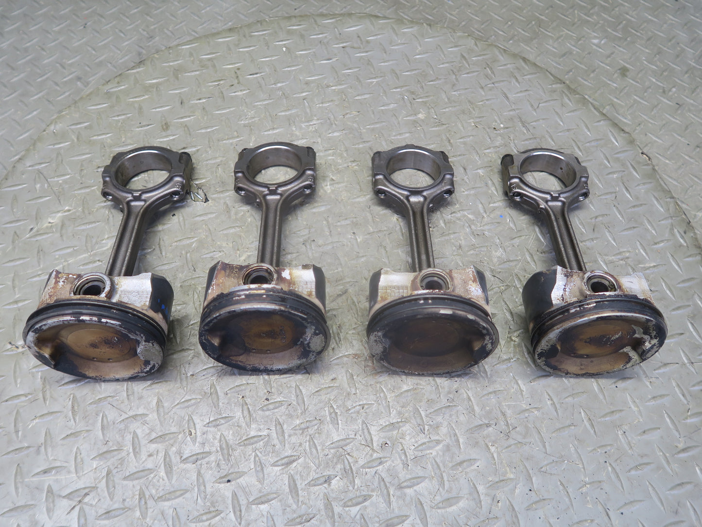 2014-2017 Infiniti QX60 2.5 QR25DER Hybrid Engine Piston Connecting Rod Set of 4