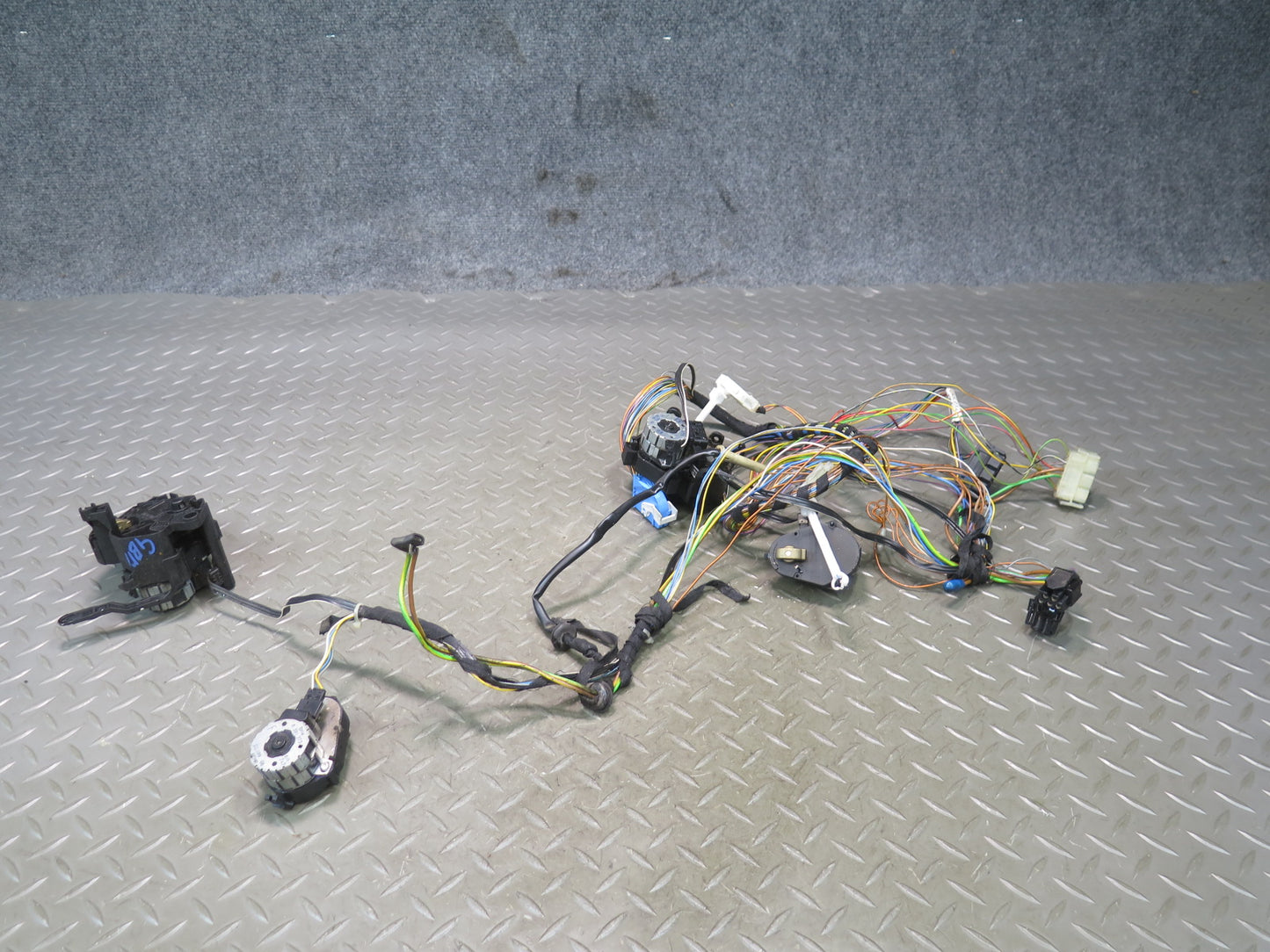 96-99 BMW E36 318iC A/C Heater Flap Door Actuator Motor Wiring Set OEM