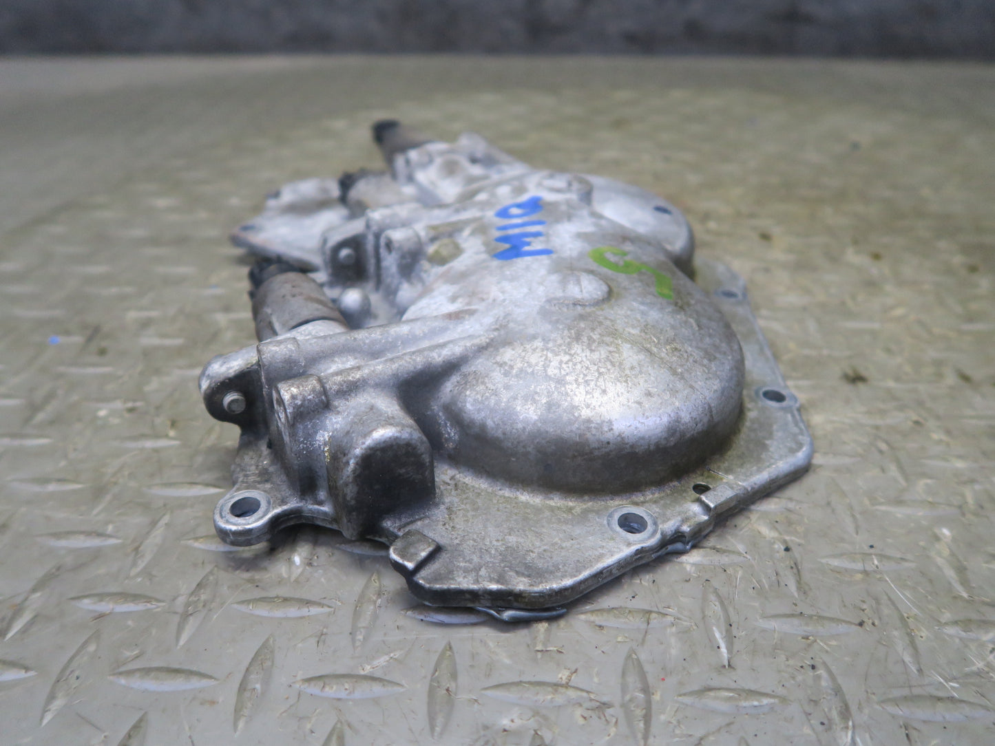 2014-2017 Infiniti QX60 2.5L Hybrid QR25DER Engine Valve Timing Solenoid Cover