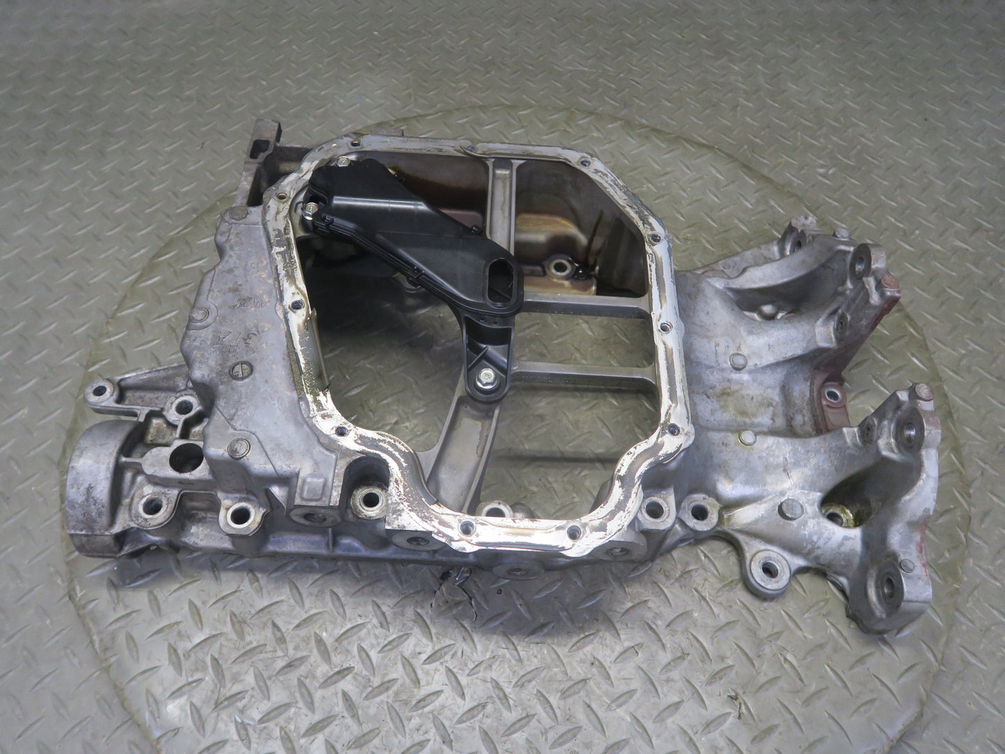 2014-2017 Infiniti QX60 2.5L Hybrid QR25DER Engine Upper Oil Pan