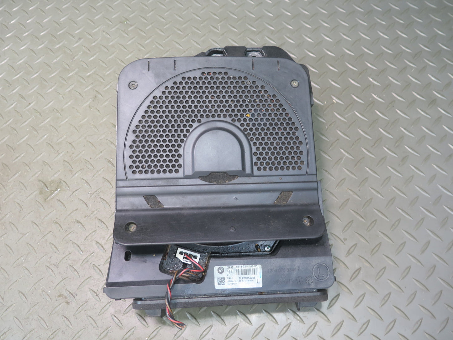 14-16 BMW F32 F33 435I Left & Right Under Seat Hi-fi Subwoofer Speaker Set OEM
