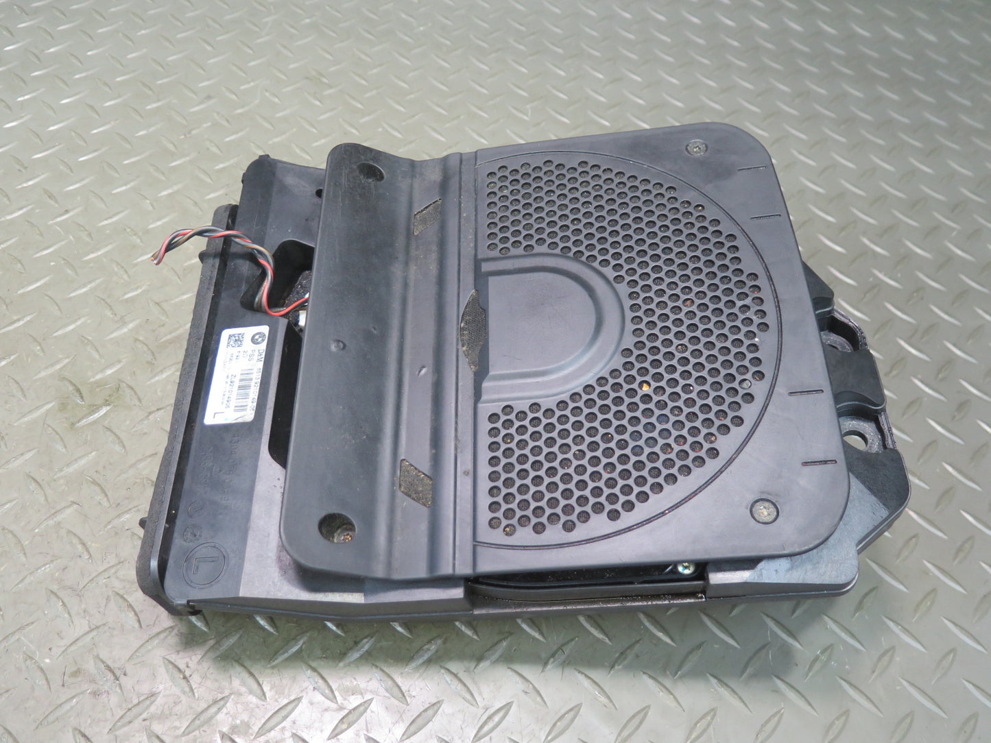 14-16 BMW F32 F33 435I Left & Right Under Seat Hi-fi Subwoofer Speaker Set OEM