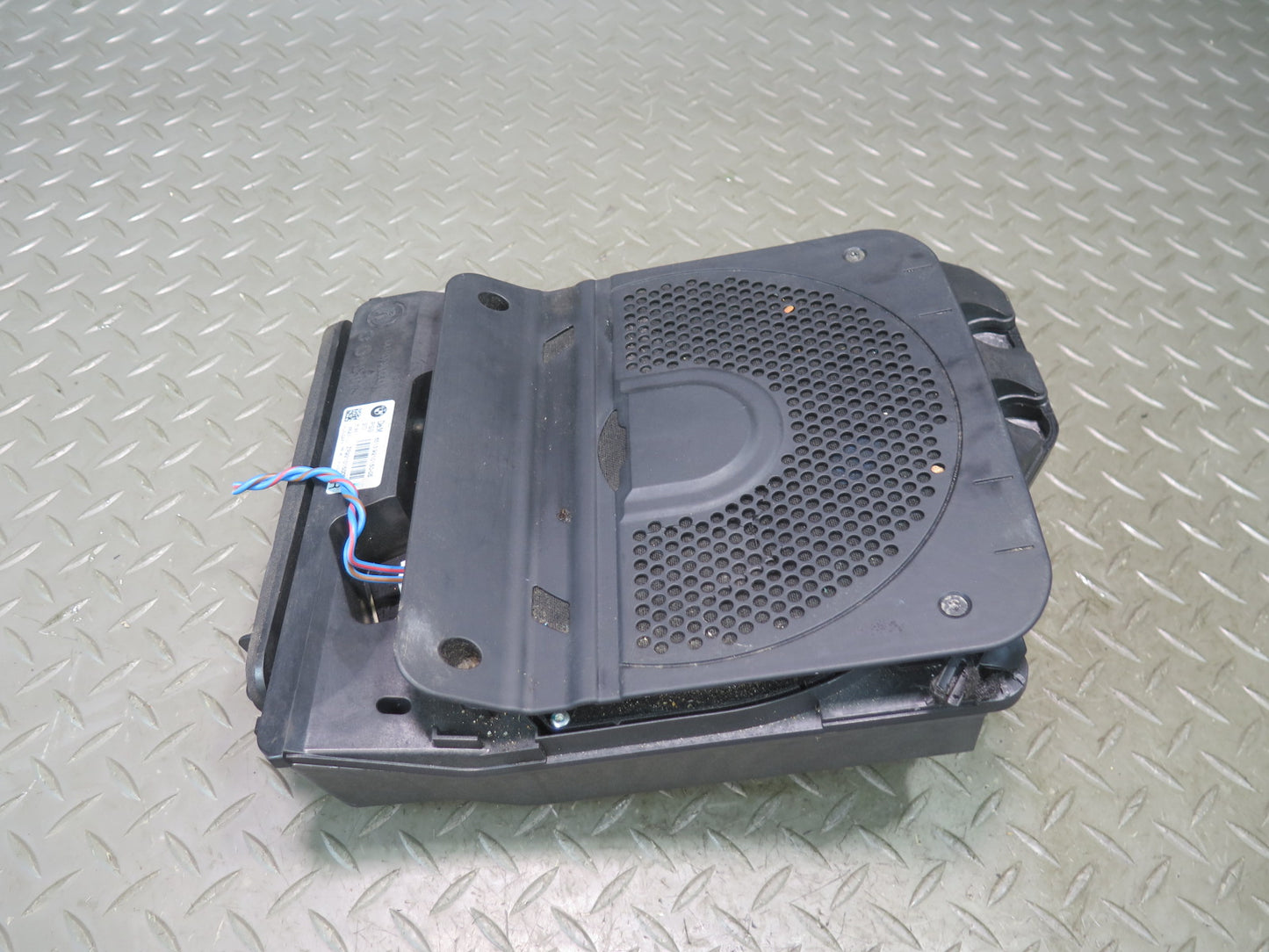 14-16 BMW F32 F33 435I Left & Right Under Seat Hi-fi Subwoofer Speaker Set OEM