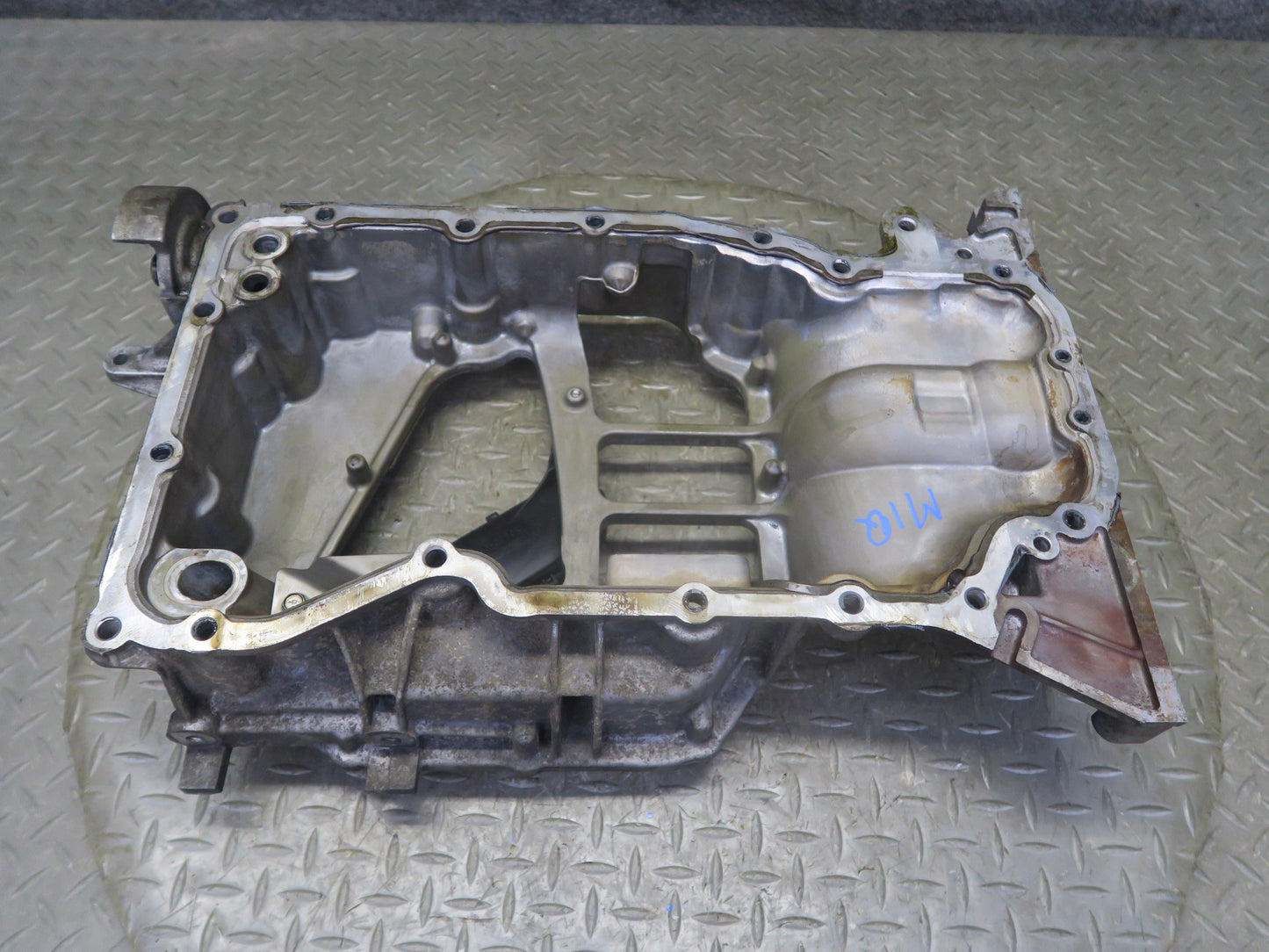 2014-2017 Infiniti QX60 2.5L Hybrid QR25DER Engine Upper Oil Pan