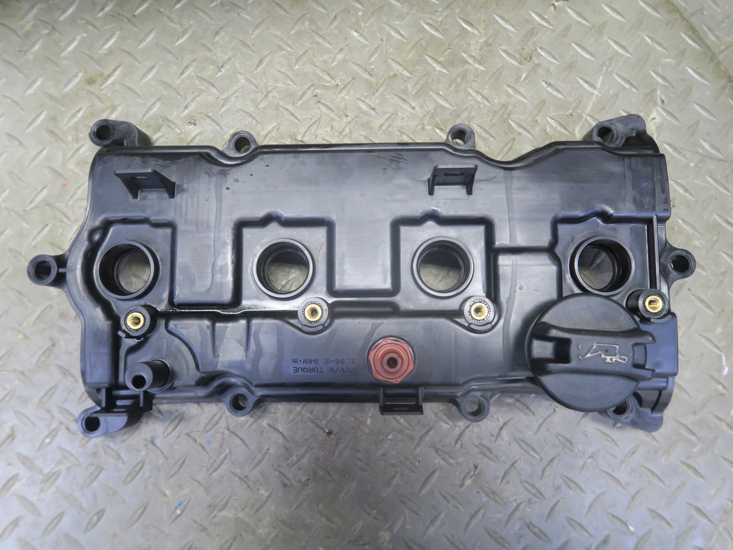 2014-2017 Infiniti QX60 2.5L Hybrid QR25DER Engine Cylinder Head Valve Cover