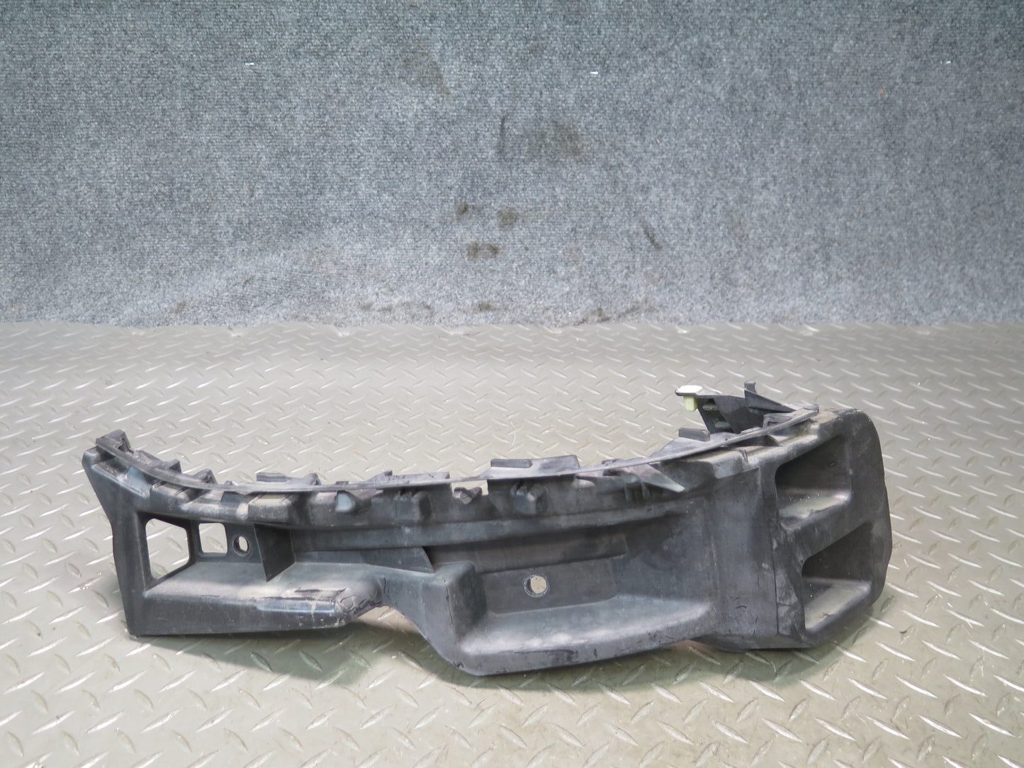 2015-2018 Porsche Cayenne 958.2 Rear Bumper Mount Bracket Support Set of 5