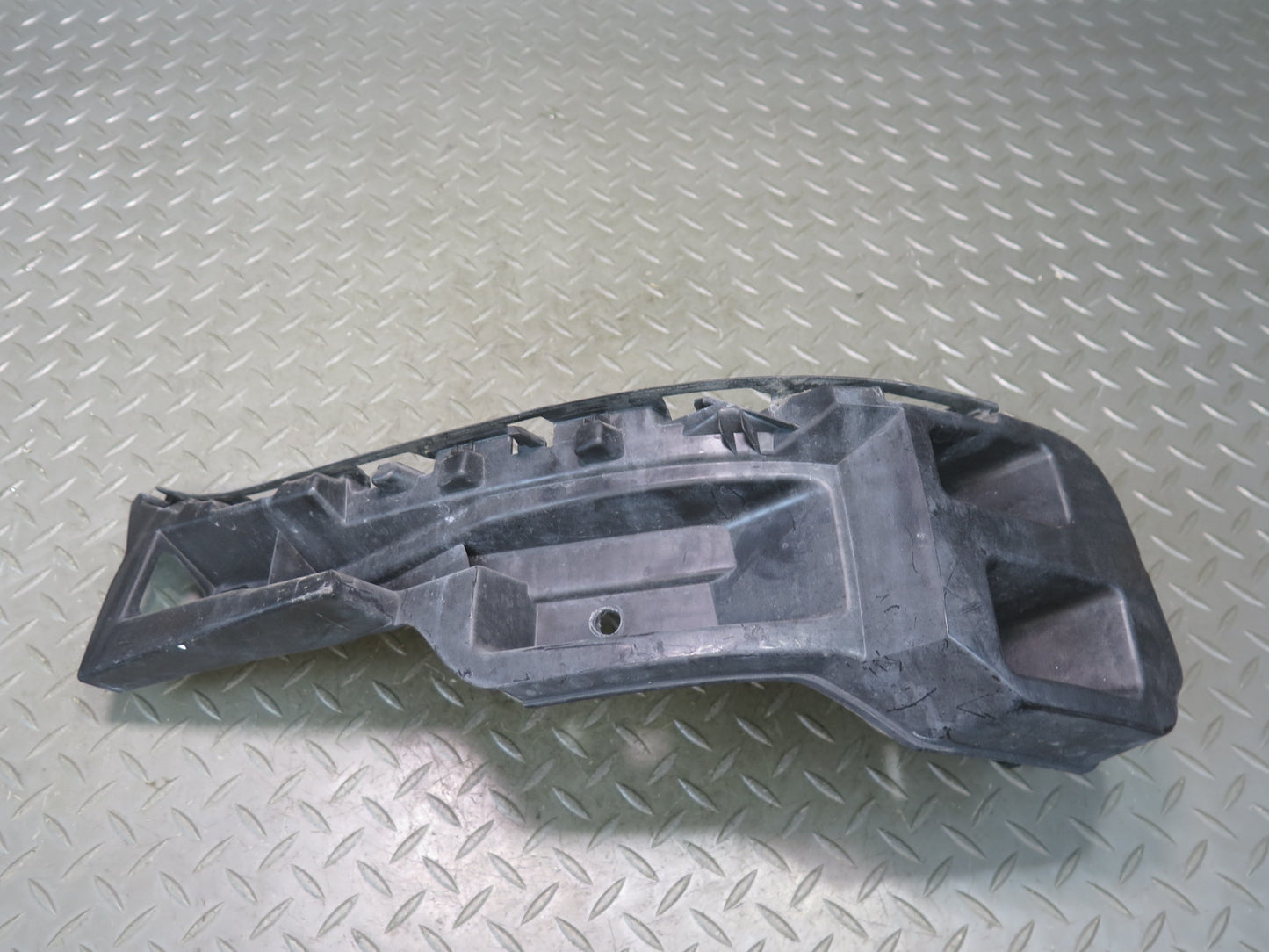 2015-2018 Porsche Cayenne 958.2 Rear Bumper Mount Bracket Support Set of 5