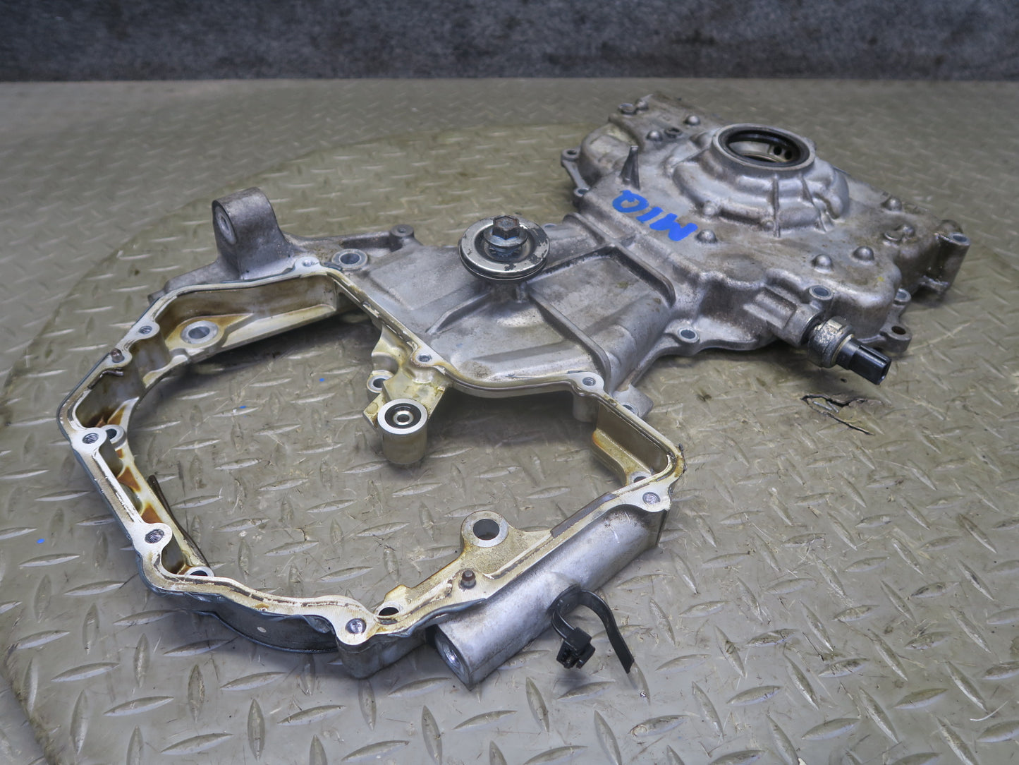 2014-2017 Infiniti QX60 2.5L Hybrid QR25DER Engine Timing Chain Cover