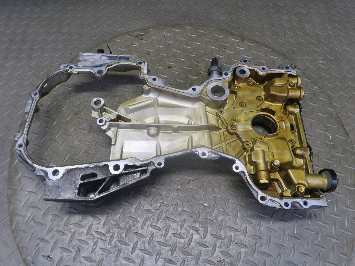 2014-2017 Infiniti QX60 2.5L Hybrid QR25DER Engine Timing Chain Cover