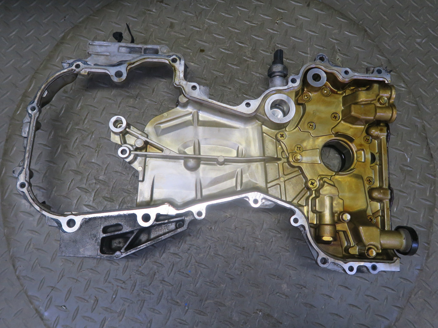 2014-2017 Infiniti QX60 2.5L Hybrid QR25DER Engine Timing Chain Cover