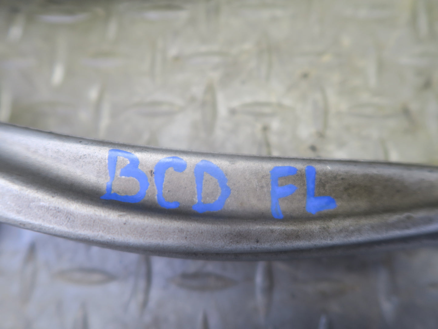 2006-2012 Bentley Continental Flying Spur Front Left Upper Control Arm Set of 2