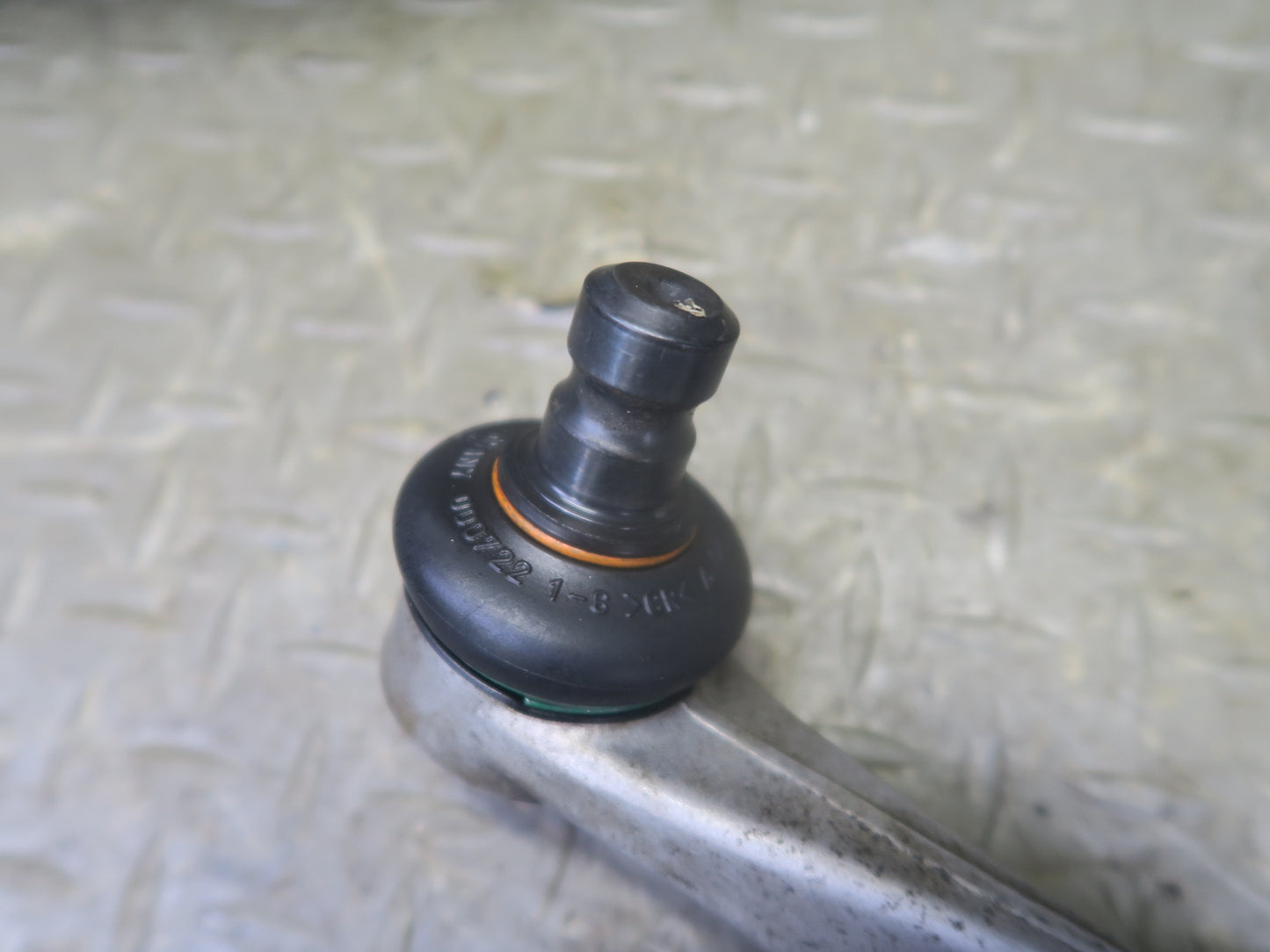 2006-2012 Bentley Continental Flying Spur Front Left Upper Control Arm Set of 2